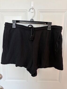 Universal Thread Black Pull-On Athletic Lounge Shorts